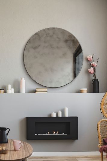 The Vetus - Round Circular Antiqued Mirror with Polished Edge on Black Backing 24" X 24" (60x60CM). Premium Distressed Mirror Glass Ready to Wall Hang